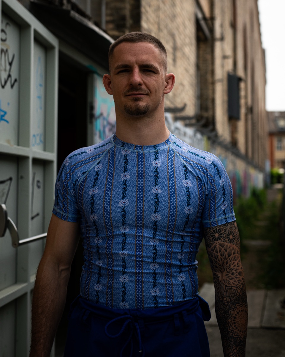 Edelweiss rashguard, worn by Gian